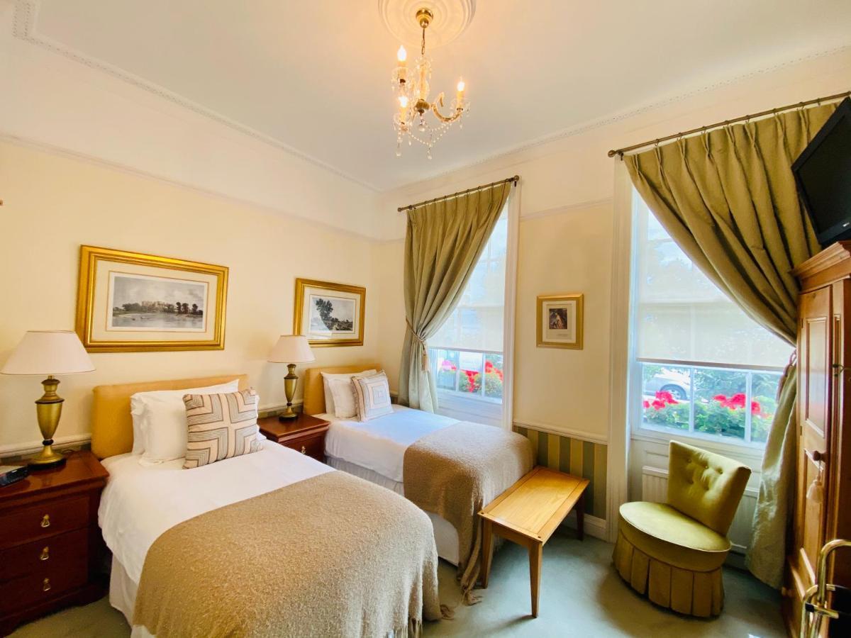 Pier View Self Catering Luxury * Southend-on-Sea