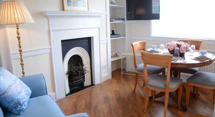 Pier View Self Catering Luxury * Southend-on-Sea