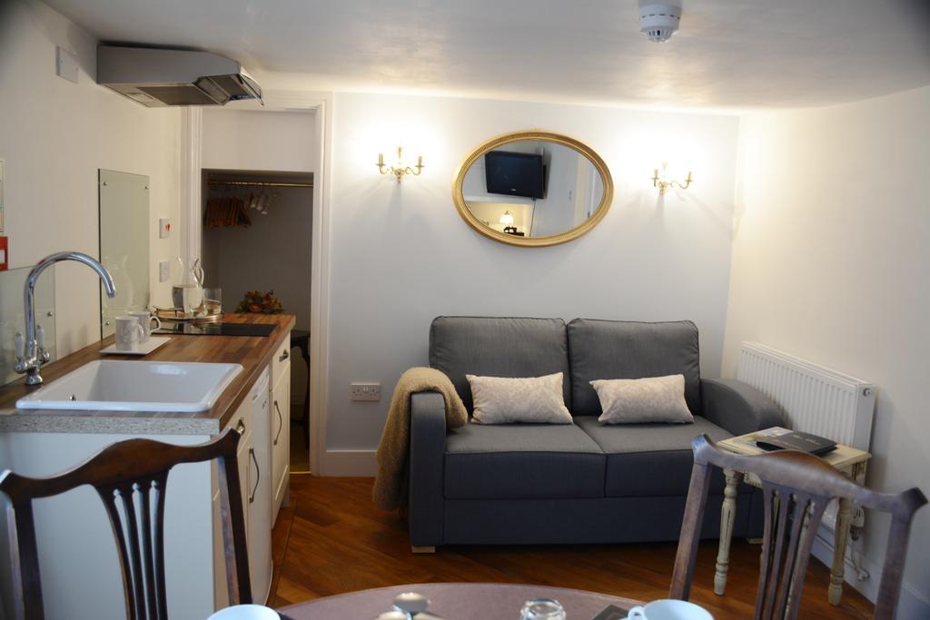 Pier View Self Catering Luxury Apartment Southend-on-Sea