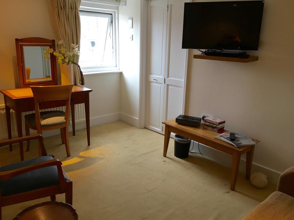 Pier View Self Catering Luxury Southend-on-Sea